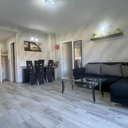 Benal 42 Appartement *